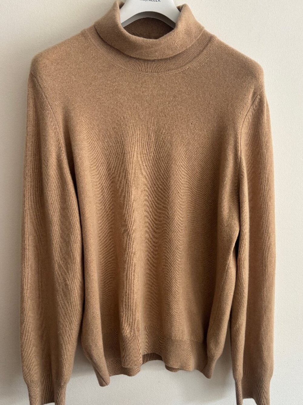$700 Brooks Brothers Camel 3-ply Scottish Cashmere Turtleneck Sweater - Large